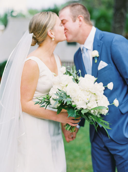 Rosemary Beach wedding, bride and groom, white wedding bouquet, summer wedding, Florida wedding