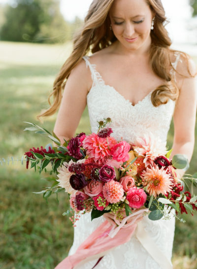 holly chapple, fall bouquet, autumn bridal bouquet, virginia wedding planner