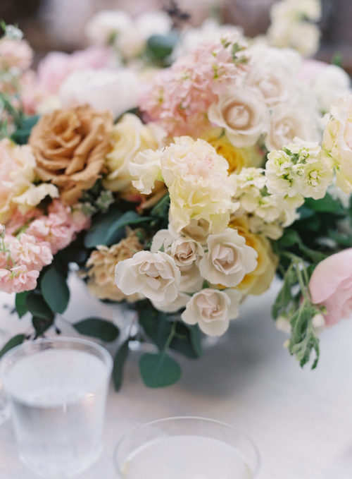 wedding flowers, wedding centerpiece, wedding planner DC, wedding sparrow, holly chapple flowers, fine art wedding photography 