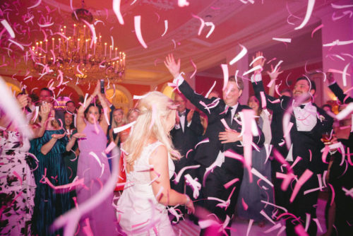 wedding confetti, dance floor, wedding inspo, last dance