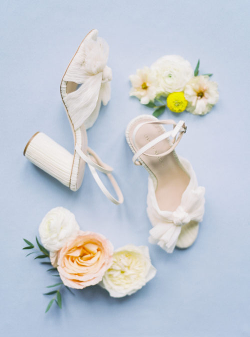 wedding shoes, bridal inspiration, bridal style, white wedding shoes, summer wedding, summer bride