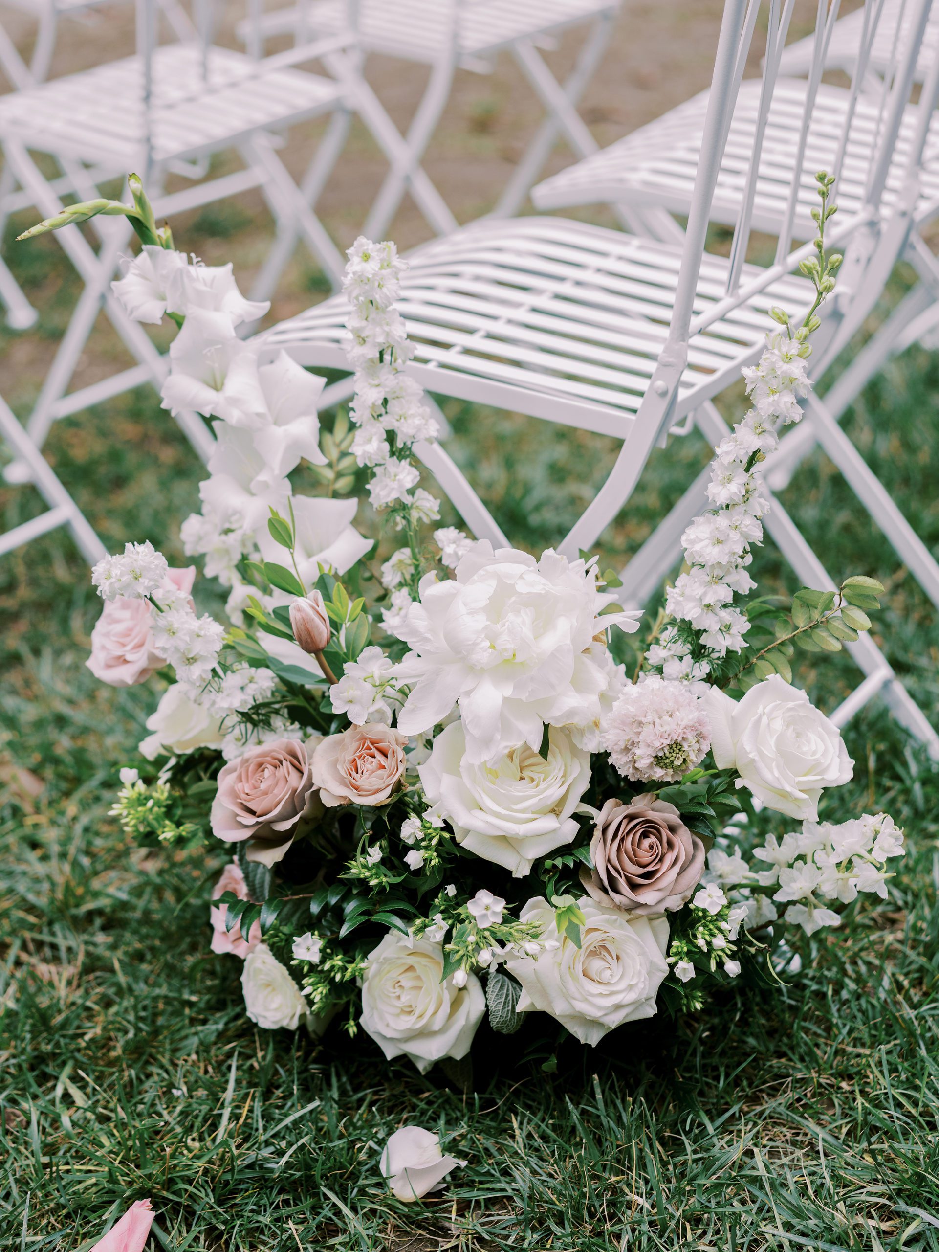 garden wedding, wedding flowers, DC florist, DC wedding planner, blush wedding